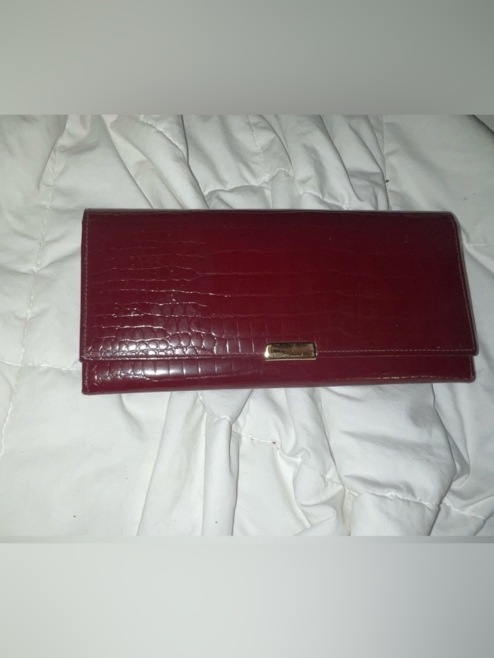 Koret Vintage Crocodile Genuine Leather Burgundy Wallet w/ Gold Accent